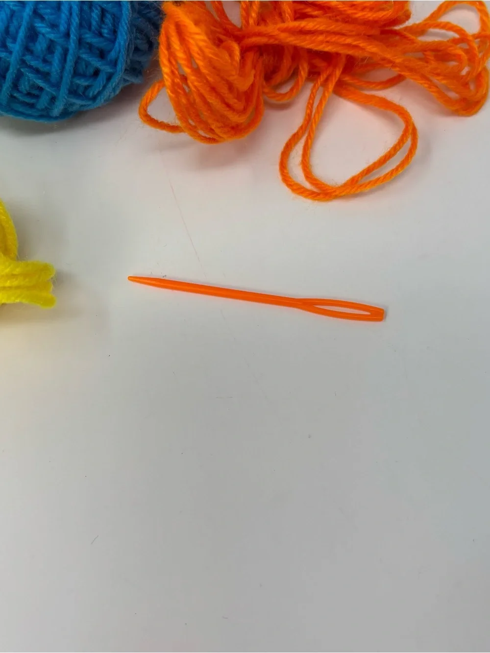 Loops & Threads Rocket Ship 